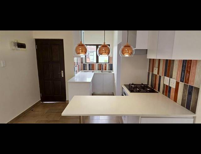 2 BEDROOM APARTMENT FOR SALE IN SHEFFIELD BEACH